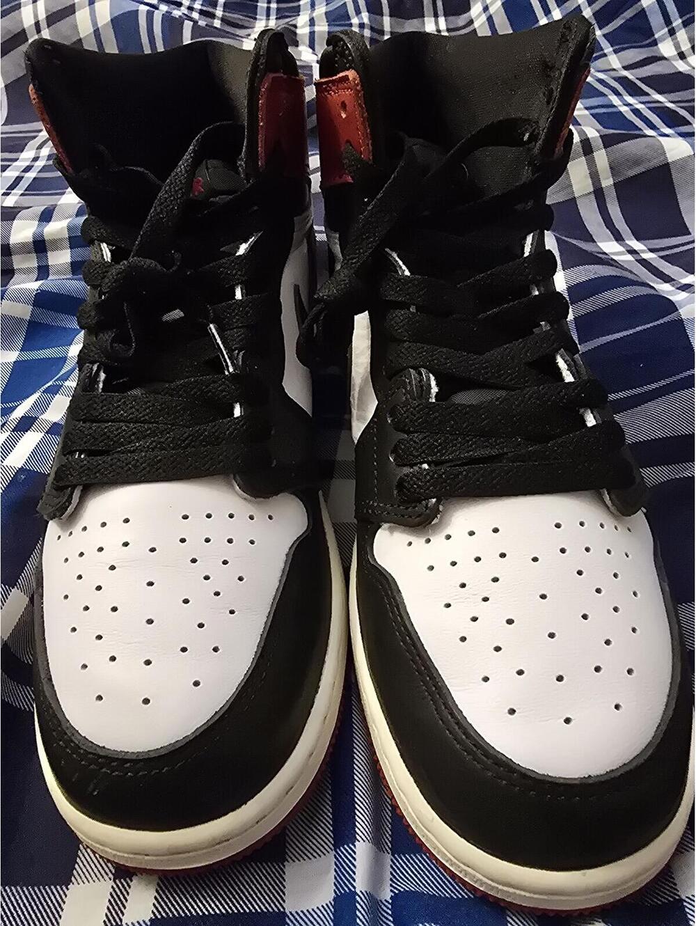 Nike Air Jordan 1 Retro High OG Black Toe Sneakers